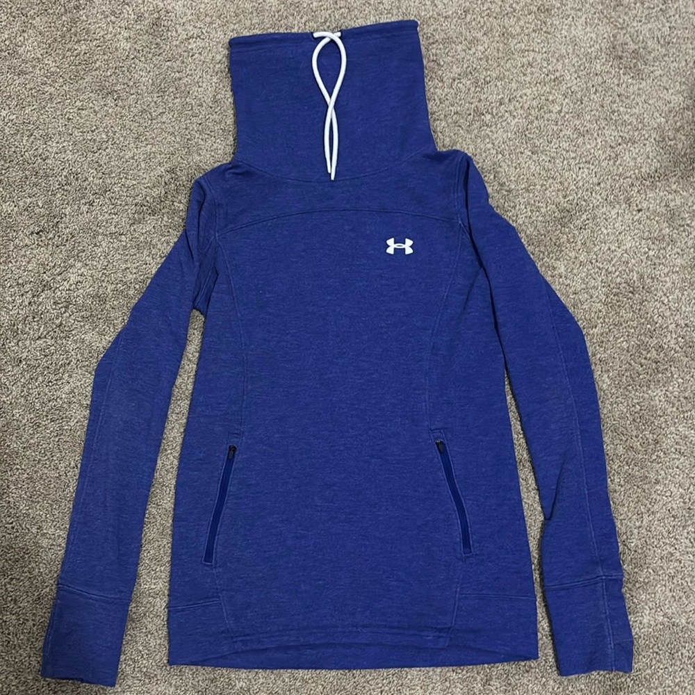 under armor pull over